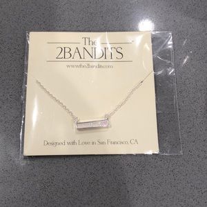 The 2Bandits necklace
